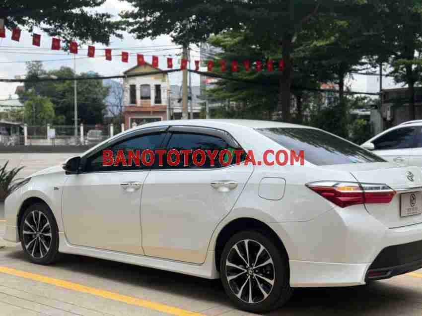 Cần bán gấp xe Toyota Corolla altis 1.8G AT 2021 màu Trắng