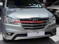 Cần bán Toyota Innova 2.0V đời 2016