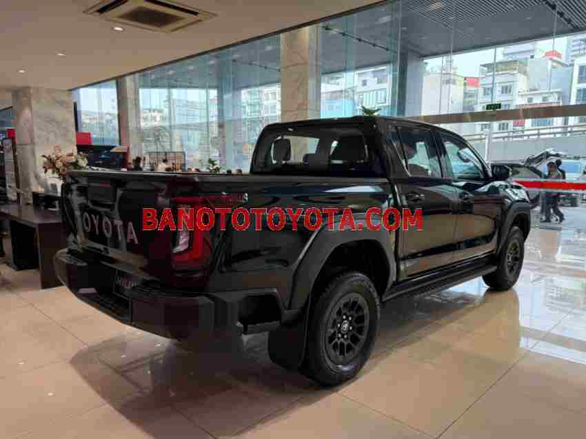 Toyota Hilux Pro 2.8L 4x2 AT sx 2026 mới kính kong