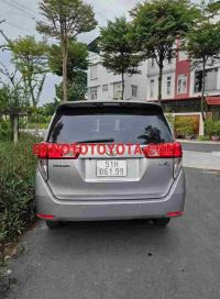 Cần bán gấp xe Toyota Innova 2.0E 2019 màu Bạc