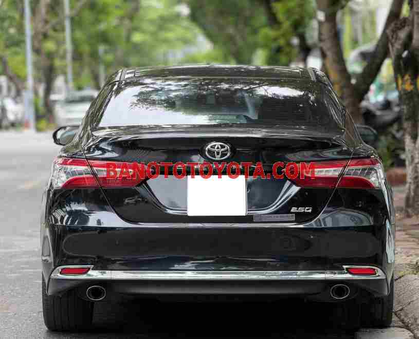 Cần bán gấp xe Toyota Camry 2.5Q 2020 màu Đen