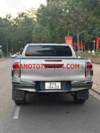 Cần bán xe Toyota Hilux 2.4E 4x2 AT năm 2018 màu Bạc cực đẹp