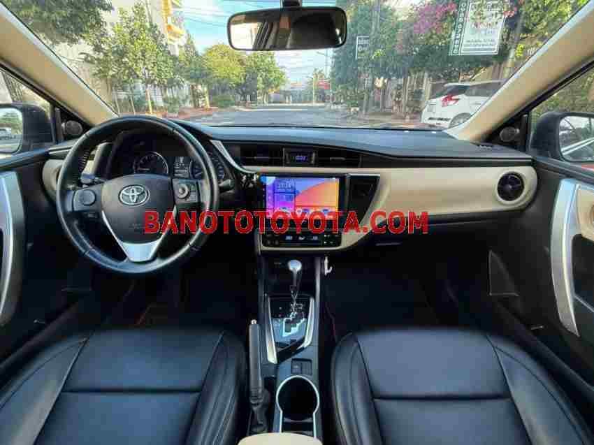 Cần bán gấp Toyota Corolla altis 1.8G AT đời 2019, màu Nâu