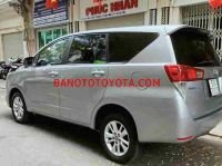 Cần bán xe Toyota Innova 2.0E năm 2017 màu Bạc cực đẹp
