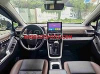 Bán Toyota Innova Cross 2.0 CVT, màu Bạc, Máy xăng, 2024