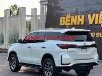 Cần bán gấp xe Toyota Fortuner 2.4G 4x2 AT Legender năm 2021, màu Trắng, Số tự động