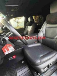 Toyota Land Cruiser 3.5 V6 model 2023 xe chuẩn hết ý