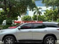 Cần bán gấp xe Toyota Fortuner 2.4G 4x2 AT năm 2018, màu Bạc, Số tự động