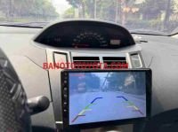 Cần bán gấp xe Toyota Yaris 1.3 AT 2010 màu Vàng