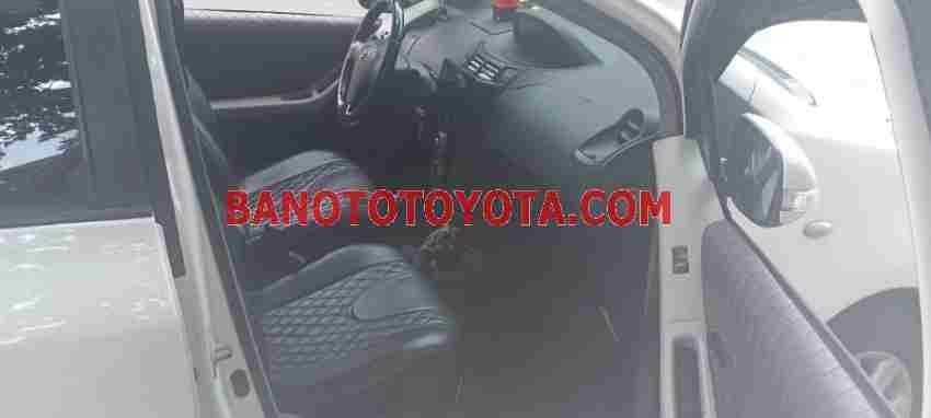 Cần bán gấp xe Toyota Yaris 1.3 AT 2007 màu Trắng