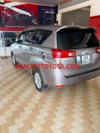 Cần bán xe Toyota Innova 2.0E năm 2017 màu Đồng cực đẹp