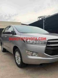 Cần bán gấp Toyota Innova 2.0E năm 2017 giá cực tốt