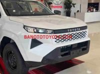 Toyota Hilux Standard 2.8L 4x2 MT năm 2026
