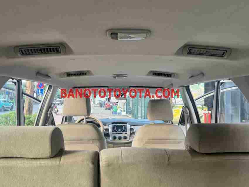 Toyota Innova 2.0G 2014 Máy xăng đẹp long lanh