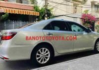 Cần bán gấp Toyota Camry 2.0E năm 2016 giá cực tốt