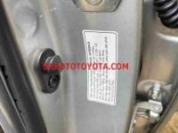 Cần bán gấp xe Toyota Innova 2.0E 2012 màu Bạc