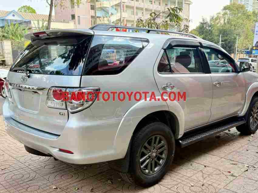 Cần bán xe Toyota Fortuner 2.5G màu Bạc 2012