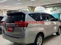 Cần bán gấp Toyota Innova 2.0E 2017 - Xe đẹp - Giá tốt