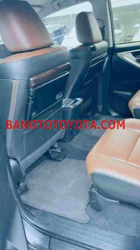 Toyota Innova 2.0V 2018 Máy xăng đẹp long lanh
