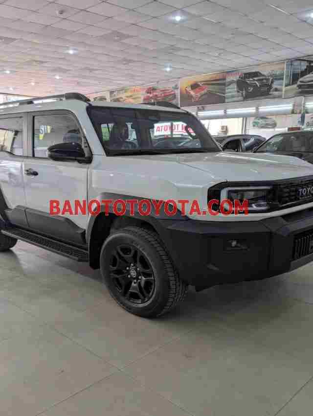 Toyota Land Cruiser FJ 2.7L AT 4WD 2026 Trắng