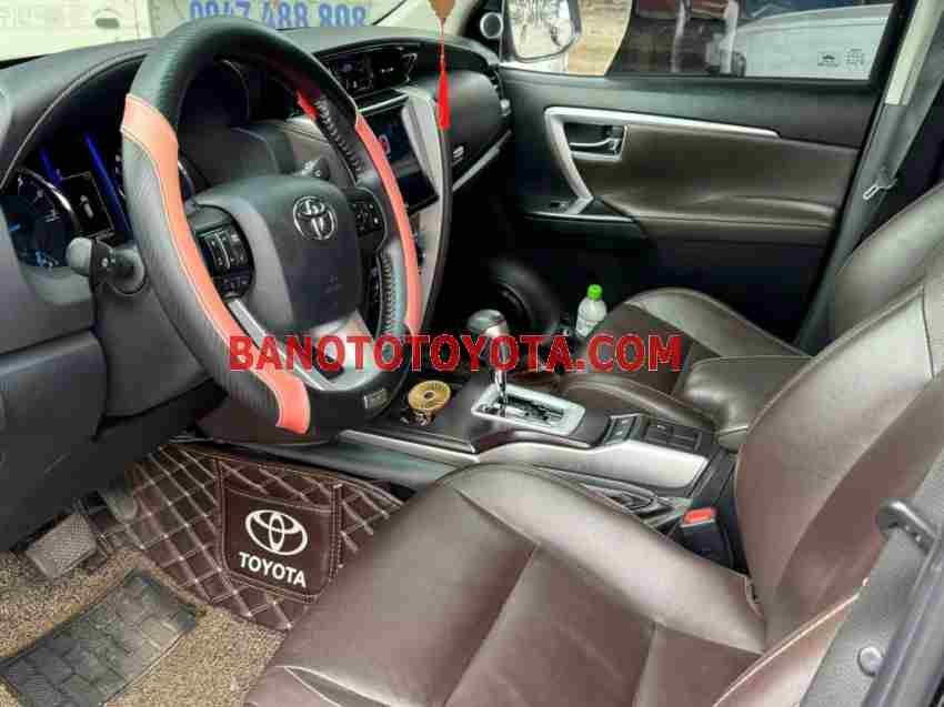 Toyota Fortuner 2.7V 4x2 AT 2019 Máy xăng đẹp long lanh