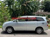 Cần bán xe Toyota Innova 2.0E đời 2015