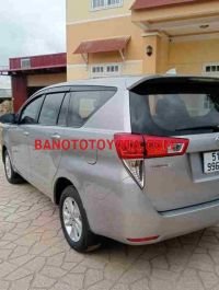 Cần bán gấp Toyota Innova 2.0E 2017 - Xe đẹp - Giá tốt