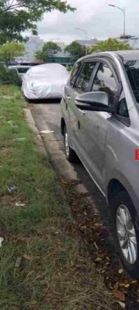 Cần bán xe Toyota Innova 2.0E đời 2016