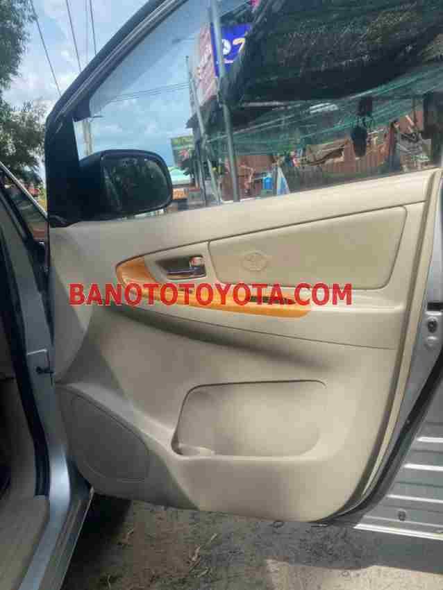 Cần bán xe Toyota Innova V 2009 Số tự động