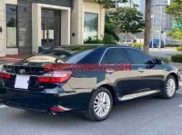 Cần bán gấp xe Toyota Camry 2.0E năm 2019, màu Đen, Số tự động