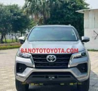 Toyota Fortuner 2.4L 4x2 AT model 2022 xe chuẩn hết ý