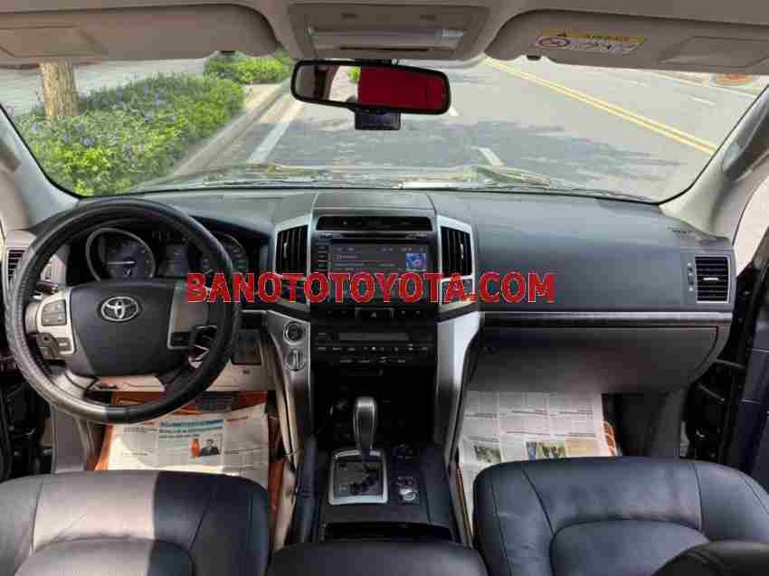 Toyota Land Cruiser VX 4.6 V8 2015 Số tự động cực đẹp!