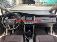 Cần bán gấp Toyota Innova E 2.0 MT đời 2022, màu Bạc