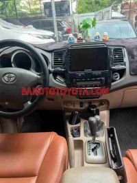 Cần bán Toyota Fortuner 2.7V 4x4 AT đời 2011