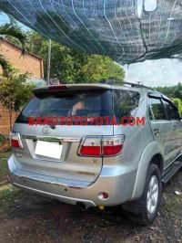 Bán Toyota Fortuner 2.7V 4x4 AT đời 2011 xe đẹp - giá tốt
