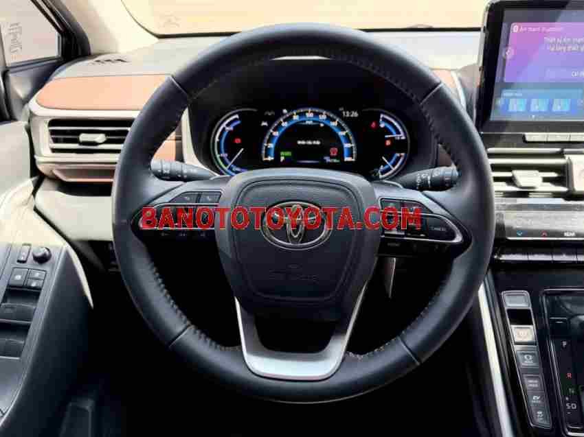 Cần bán gấp Toyota Innova Cross HEV 2.0 CVT 2025 - Xe đẹp - Giá tốt