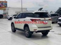 Cần bán xe Toyota Fortuner 2.7V 4x2 AT màu Trắng 2019