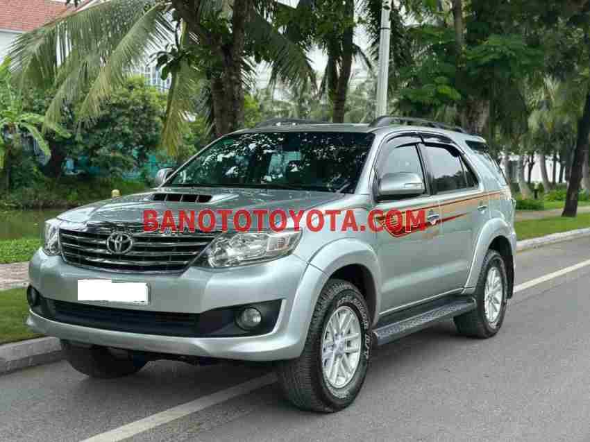 Cần bán gấp xe Toyota Fortuner 2.5G năm 2014, màu Bạc, Số tay