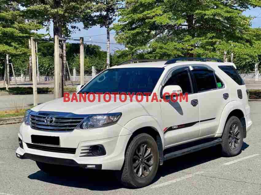 Cần bán Toyota Fortuner TRD Sportivo 4x2 AT Máy xăng 2016 màu Trắng