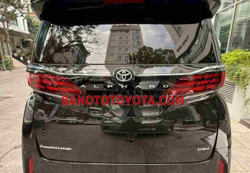 Toyota Alphard HEV 2.5 AT 2026 giá yêu thương