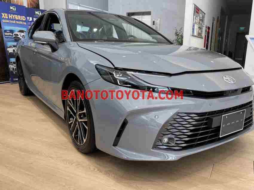 Xe Toyota Camry 2.5 HEV Top tiêu chuẩn - Xám - 2026