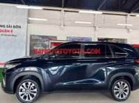 Cần bán xe Toyota Innova Cross HEV 2.0 CVT năm 2024 màu Xanh cực đẹp