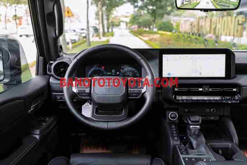 Cần bán gấp xe Toyota Prado LC250 2.4L 2024 màu Đen