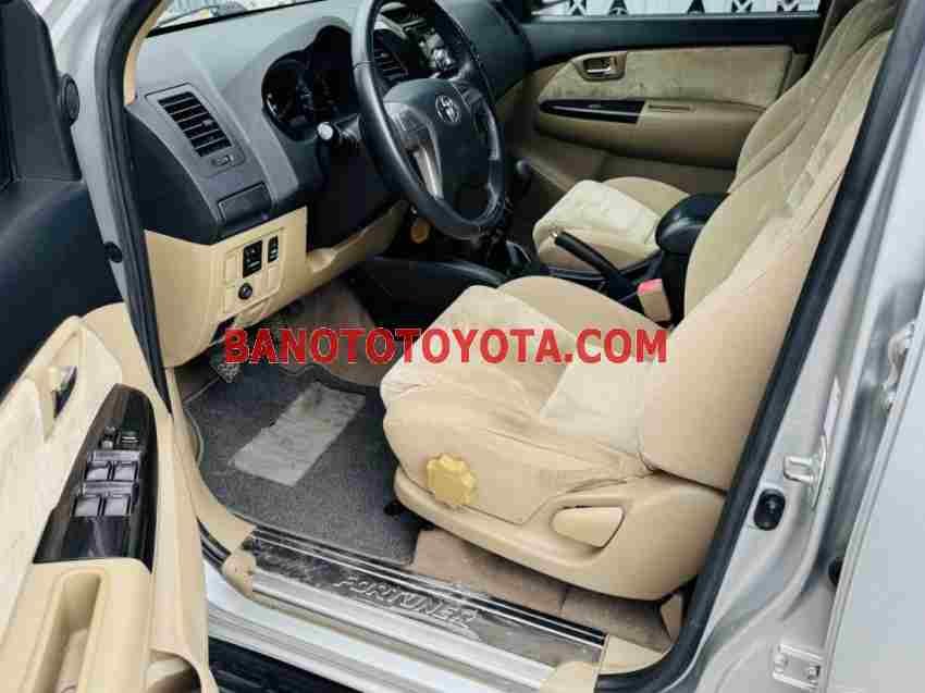 Cần bán gấp Toyota Fortuner 2.5G đời 2016, màu Bạc