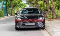 Cần bán gấp Toyota Camry 2.5Q đời 2020, màu Đen