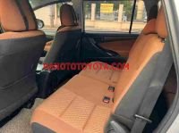 Cần bán gấp xe Toyota Innova 2.0E năm 2019, màu Bạc, Số tay