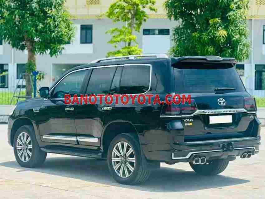 Cần bán gấp xe Toyota Land Cruiser VX 4.6 V8 2016 màu Đen