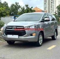 Cần bán gấp xe Toyota Innova 2.0E năm 2018, màu Bạc, Số tay